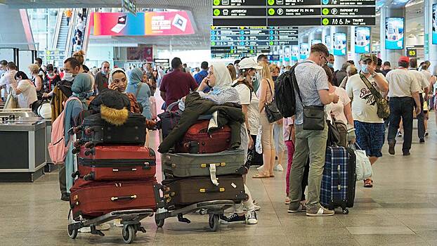 Более 40 рейсов задержано и отменено в аэропортах Московского региона