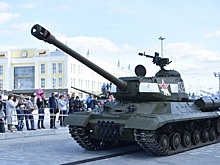 В День танкиста в Верхней Пышме взревели моторы