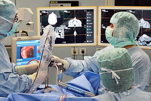 Британский нейрохирург пообещал пересадку головы человека до 2030 года