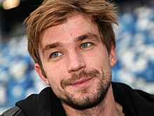 Блогерша Айза предложила убрать Петрова из кино из-за внешности