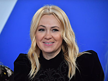 Яна Рудковская поддержала Алесю Кафельникову, сделавшую пластику груди
