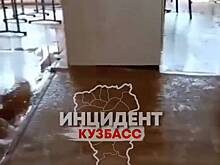 В российской школе произошел потоп из фекалий