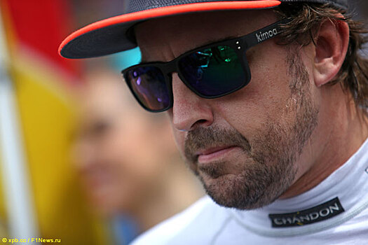 Алонсо оштрафован за сдерживание гонщика «Ред Булл» на Гран-при Японии