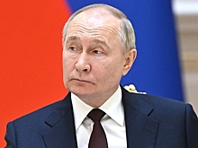 Путин поддержал идею возобновления спортивных парадов на Красной площади