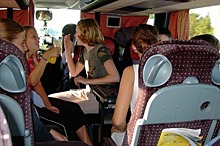 Единороссы подняли вопрос о сроке службы перевозящих детей автобусов