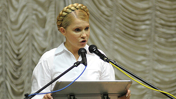 Эксперт: Тимошенко с радостью споет, как применит атомное оружие против Донбасса