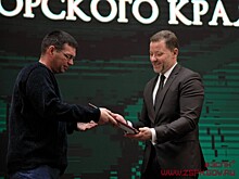 Лучших аграриев отметили наградами приморского парламента
