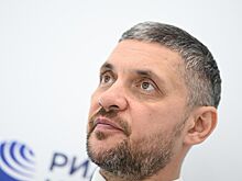 Губернатор Забайкалья спас кошку от стаи собак в центре Читы