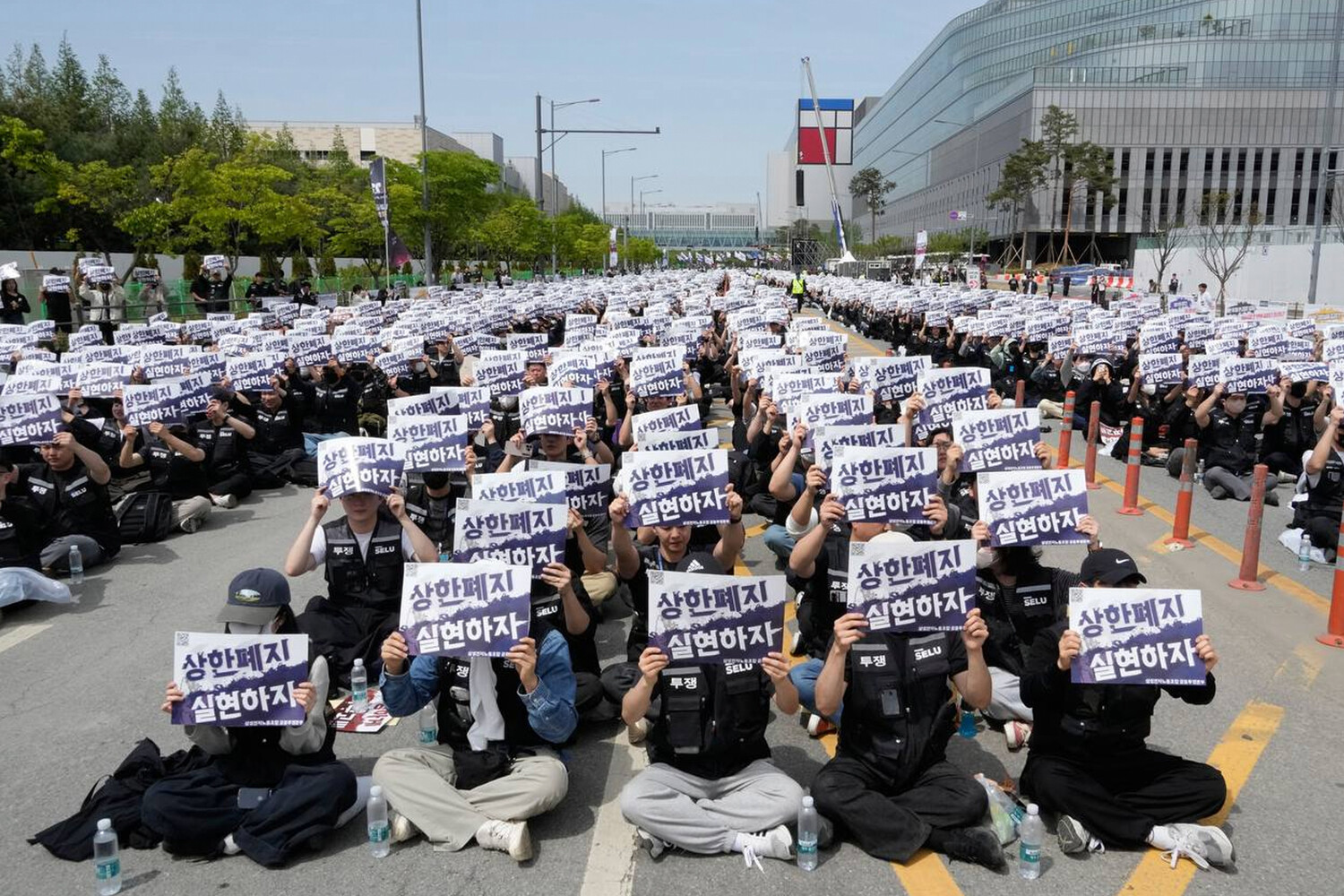Забастовка в Южной Корее ударила по производству чипов Samsung