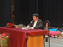 Психолог о Кашпировском: "Волшебных таблеток" от всего сразу не существует
