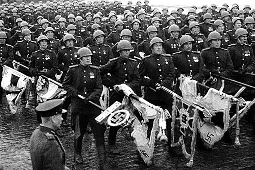Как прошло первое празднование Победы в Великой Отечественной войне