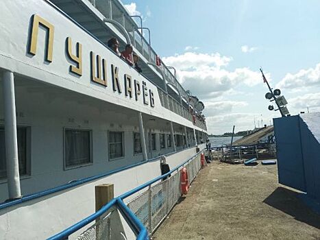 Прокуратура начала проверку по факту столкновения теплохода с причалом в Сарапуле