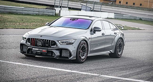 Блогер протестировал 900-сильный Mercedes-AMG GT63 S на трассе