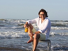 Андрей Малахов торгует арбузами