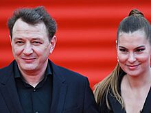 Оскандалившийся Башаров развелся с женой