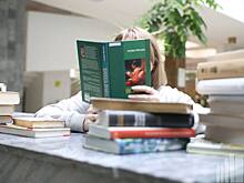 Юрий Слюсарь поздравил победителей областного конкурса &laquo;Библиотекарь года&raquo;