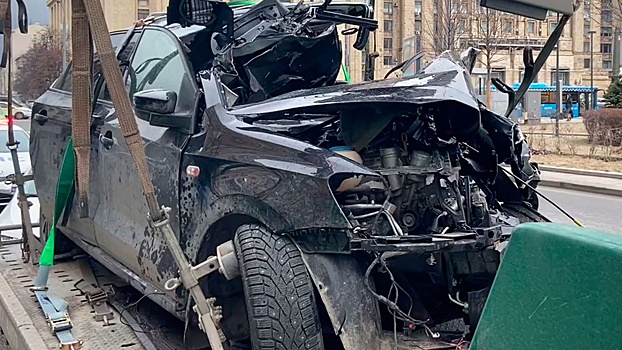«Выживет - не выживет, неизвестно»: муж пострадавшей в аварии с блогером Эдвардом Билом рассказал о состоянии жены