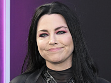 Солистка Evanescence заявила, что новый альбом группы наполовину готов