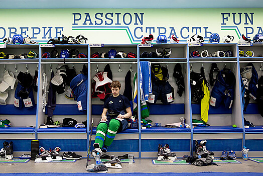 Хоккеисты «Салавата» подрались в раздевалке – что случилось, комментарии