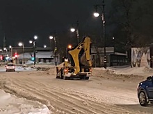 Ночью 8 февраля в Оренбурге работали 125 единиц снегоуборочной техники