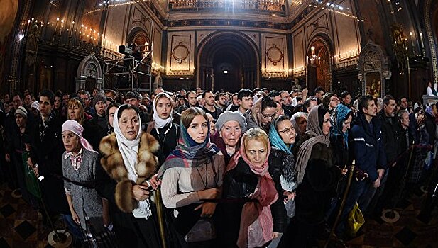 Около 600 тысяч человек посетили рождественские богослужения в Москве