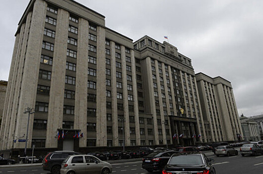 В КПРФ предложили распределять страховые средства в пользу малоимущих граждан