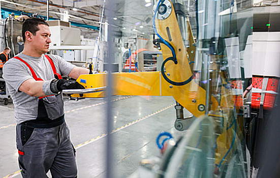 Индекс PMI обрабатывающих отраслей РФ в январе вырос до 53,1 пункта