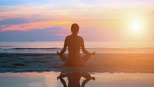 Доказано: медитация и растяжка помогают при циррозе