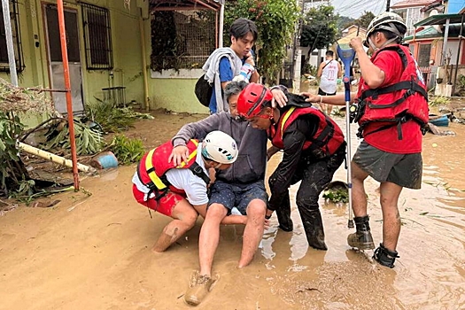 Посольство РФ на Филиппинах опубликовало рекомендации для россиян из-за тайфуна
