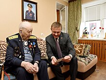 Ветерану из Курска Анатолию Щербакову сегодня исполнилось 98 лет