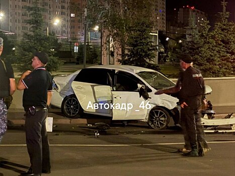 В Курске в ДТП на проспекте Победы погибла девушка