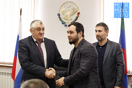 Артур Магомедов избран главой Федерации панкратиона Дагестана