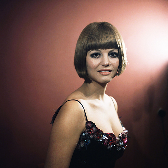 Клаудия Кардинале во время съемок совместного советско-британско-итальянского художественного фильма "Красная палатка", 1968 год