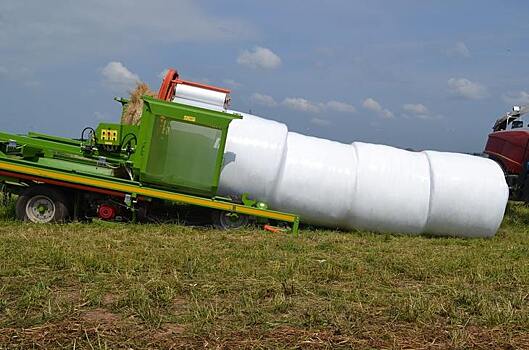 КРМЗ поставил в Казахстан технику для кормозаготовки