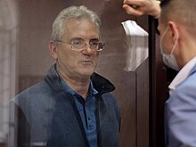 Бывший губернатор Белозерцев предстанет перед судом по делу о коррупции