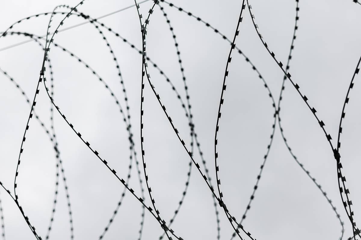 Одного из первых в России осужденных за фейки об армии экс-полицейского снова приговорили