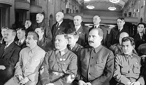 С каких документов Российской империи и СССР до сих пор не снят гриф секретно