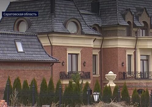 «Россия 24» показала дворец Курихина, который стал причиной лишения мандата