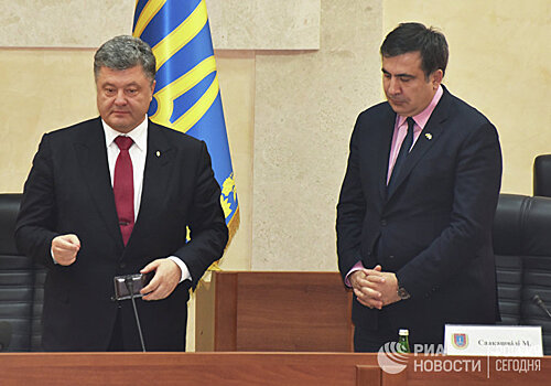 Порошенко позавидует Януковичу: раздавит ли Банковая Саакашвили