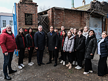 В Астрахани открыли мемориальную доску Герою Советского Союза Наталье Качуевской