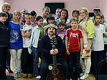 "Научить отращивать корни": как подготовить выпускников детдомов к жизни