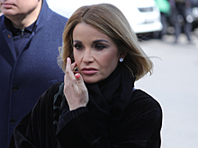 Ольга Орлова забрала дочь и покинула Россию на фоне слухов о разводе