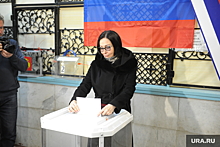 Мэр Челябинска Котова проголосовала на выборах президента России