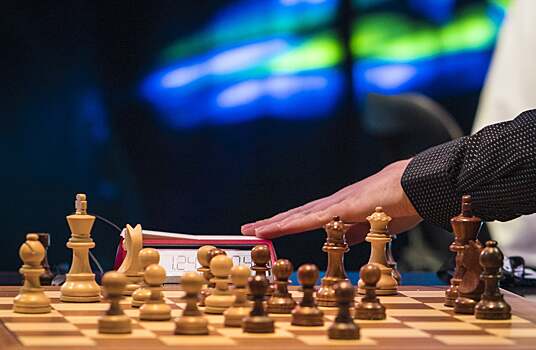 Александр Грищук сыграл вничью в пятом туре Superbet Chess Classic