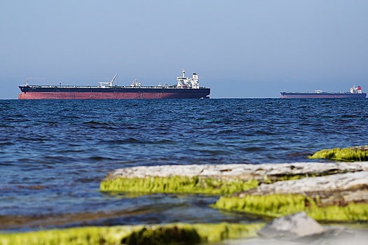 Экспорт нефти из России в Индию опять быстро растет