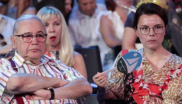 Брухунова назвала критиков ее манеры одеваться «невеждами»