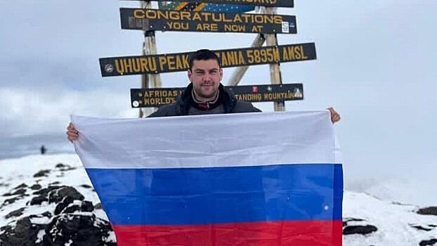 Боксер Евгений Тищенко рассказал, какие еще горные вершины хочет покорить