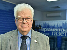 Чижов назвал символы конца американской гегемонии