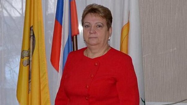 Ольга Лапшина стала главой администрации Лопатинского района
