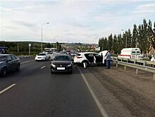При столкновении двух автомобилей в Самаре на Московском шоссе пострадали двое взрослых и ребенок